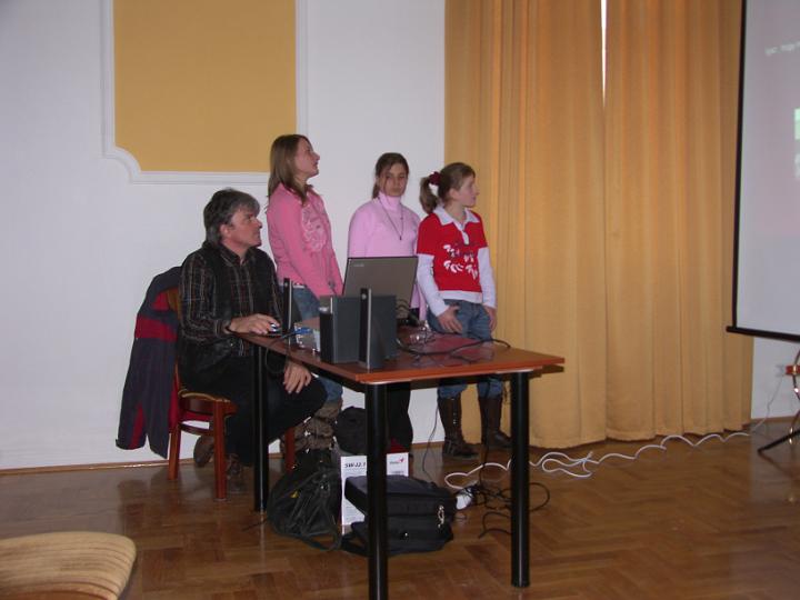 22image