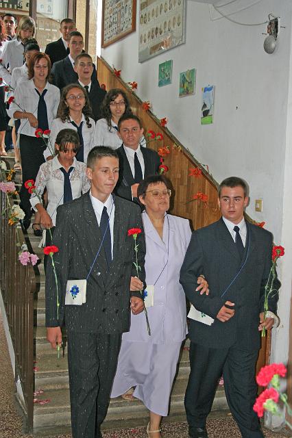image004