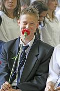 image045