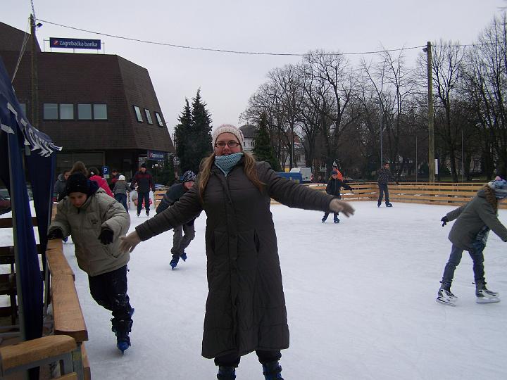102_8123